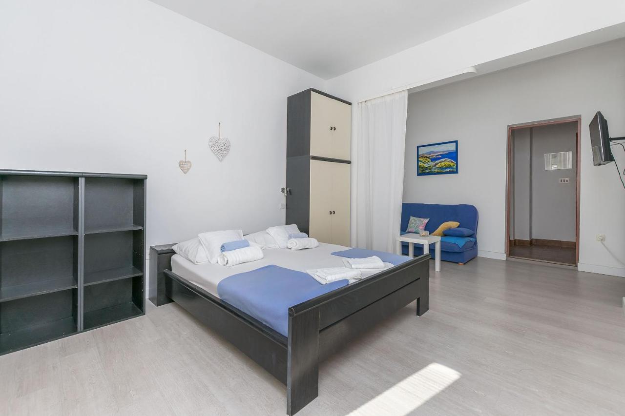 Apartments Clarus Mare Duće Exterior foto